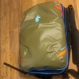 Cotopaxi Allpa 42 L Fatigue Green Travel Backpack